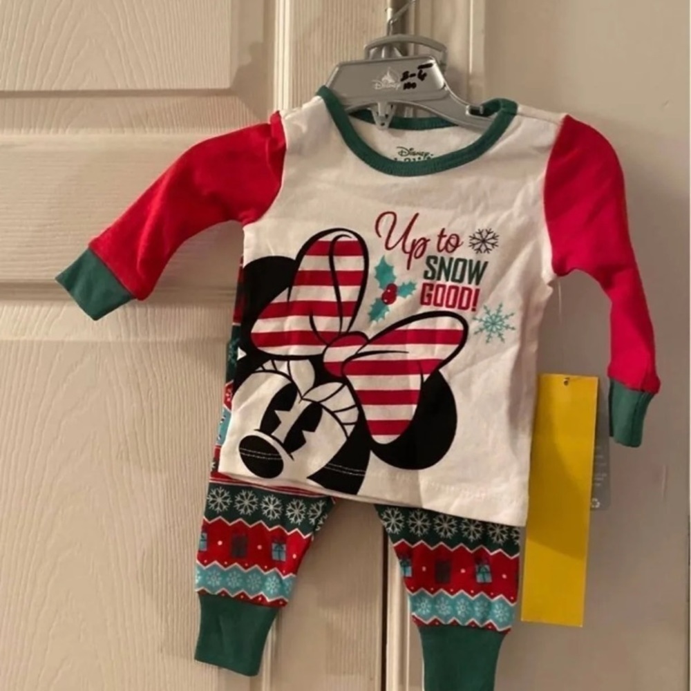 Minnie mouse pajama sets size 0 to 3 months